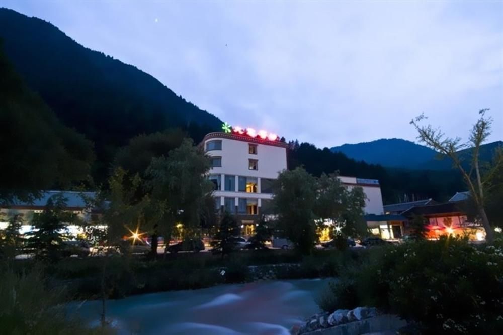 جيوتشايقو An E Courtyard Hotel Jiu Zhai Gou Branch المظهر الخارجي الصورة